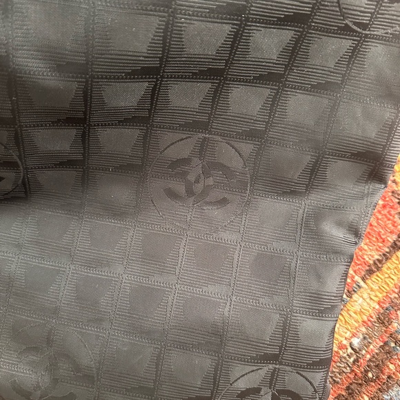 Chanel black NYC nylon tote - Picture 5 of 9